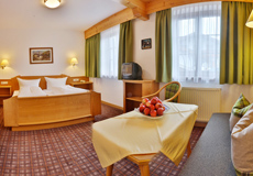 Wohnung 1 - Schlafzimmer