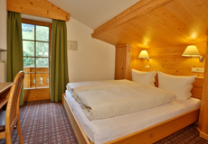 Wohnung 5 - Schlafzimmer